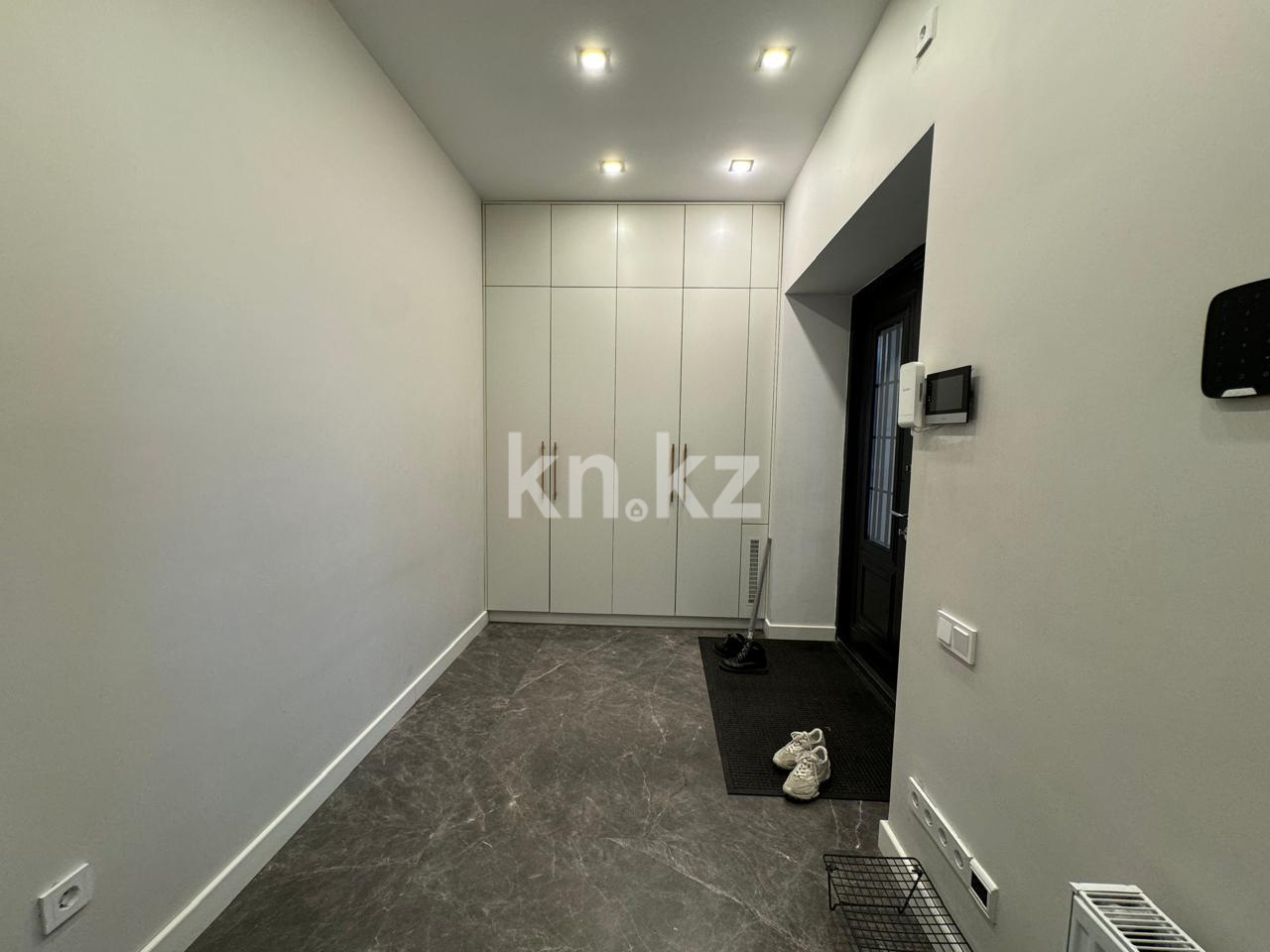 Аренда 5-комнатного дома, 380 м², Кыз Жибек, дом  18 - Аренда домов в Астане фото 17 из 40