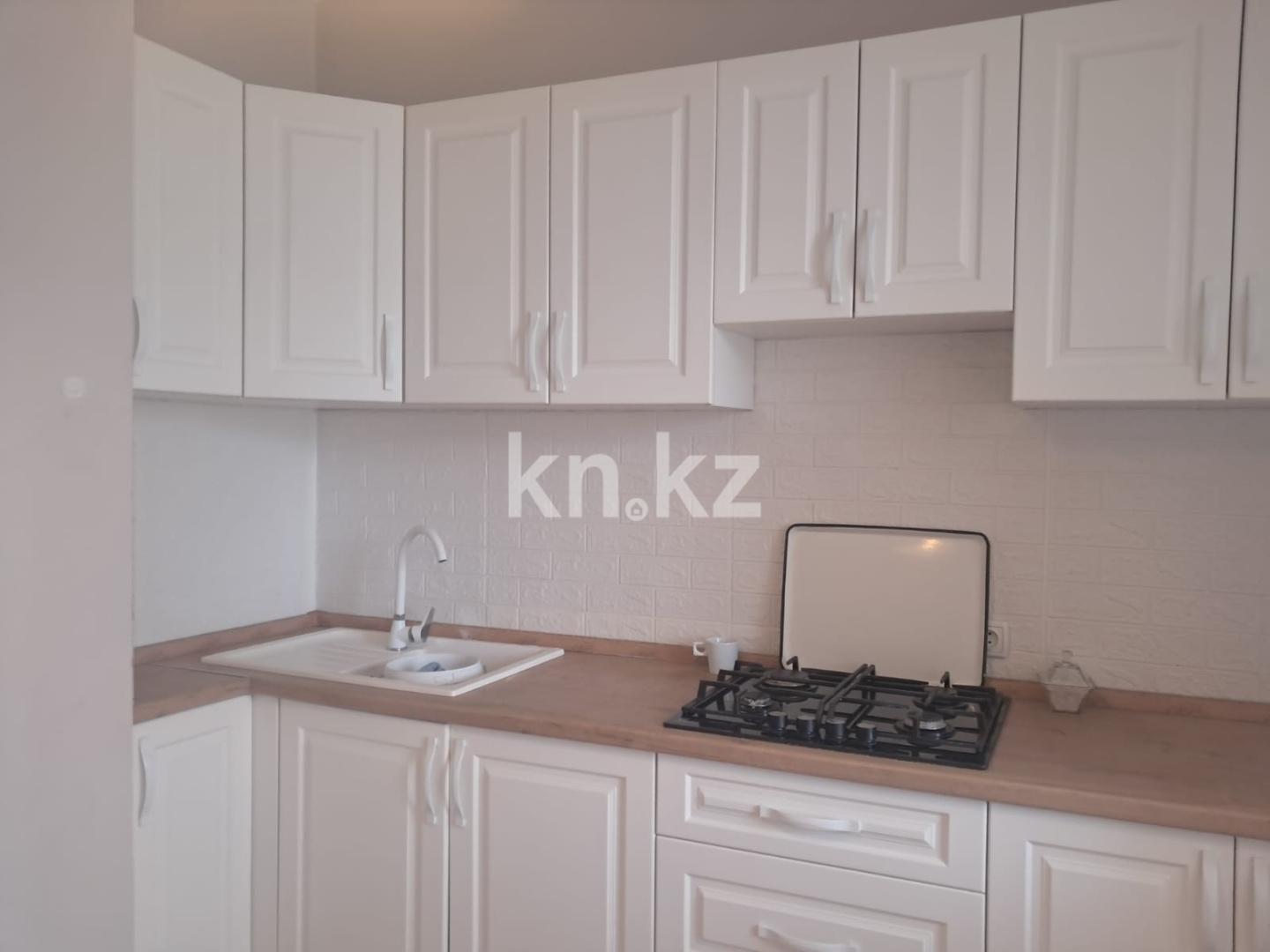 Аренда 2-комнатной квартиры, 50 м² - Аренда квартир помесячно в Алмалинском р-не Алматы фото 1 из 4