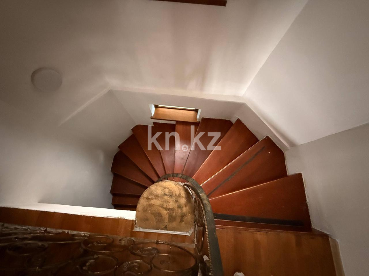 Продажа 8-комнатного дома, 355.4 м², мкр-н Мамыр-4 в Алматы - фото 12