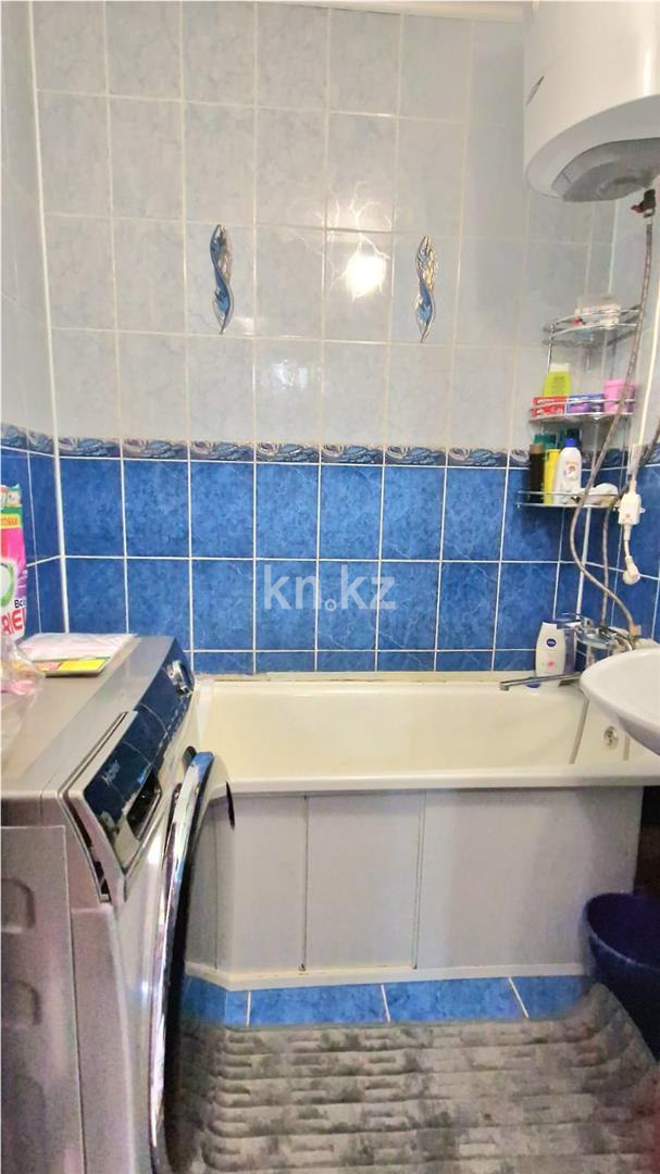 Продажа 3-комнатной квартиры, 63 м² - Продажа квартир в Караганде - страница 2 фото 13 из 15