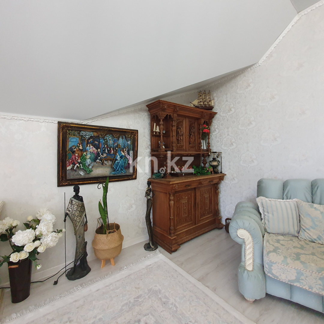 Продажа 5-комнатной квартиры, 188 м² - Недвижимость в Актобе фото 11 из 26