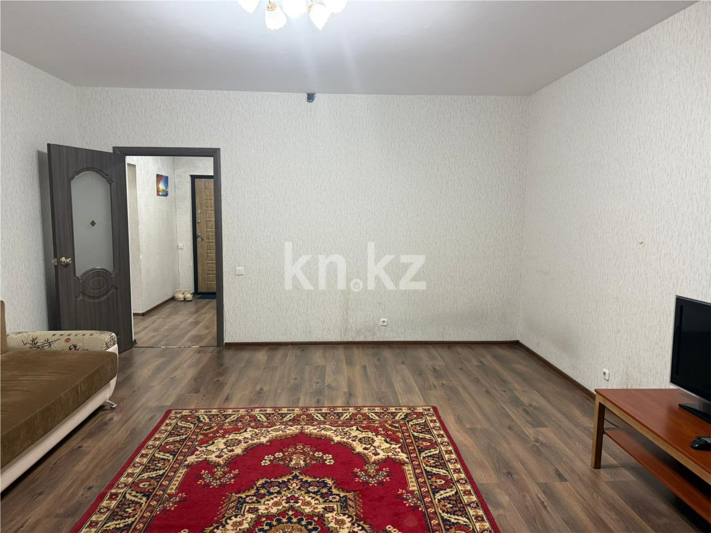 Продажа 2-комнатной квартиры, 85 м², пр. Шахтеров - Продажа квартир в Караганде фото 2 из 12