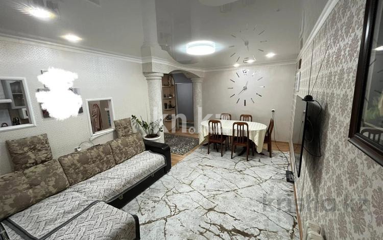 Продажа 4-комнатной квартиры, 91.3 м², ул. Каирбекова, дом  336 - Продажа квартир в Костанае фото 1 из 10
