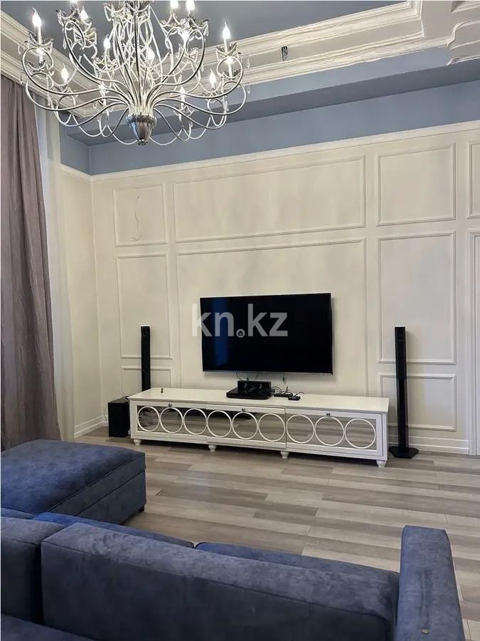 Продажа 3-комнатной квартиры, 86 м², ул. Ержанова, дом  18/6 - Продажа  трехкомнатных квартир в новостройках Караганды без посредников фото 1 из 10