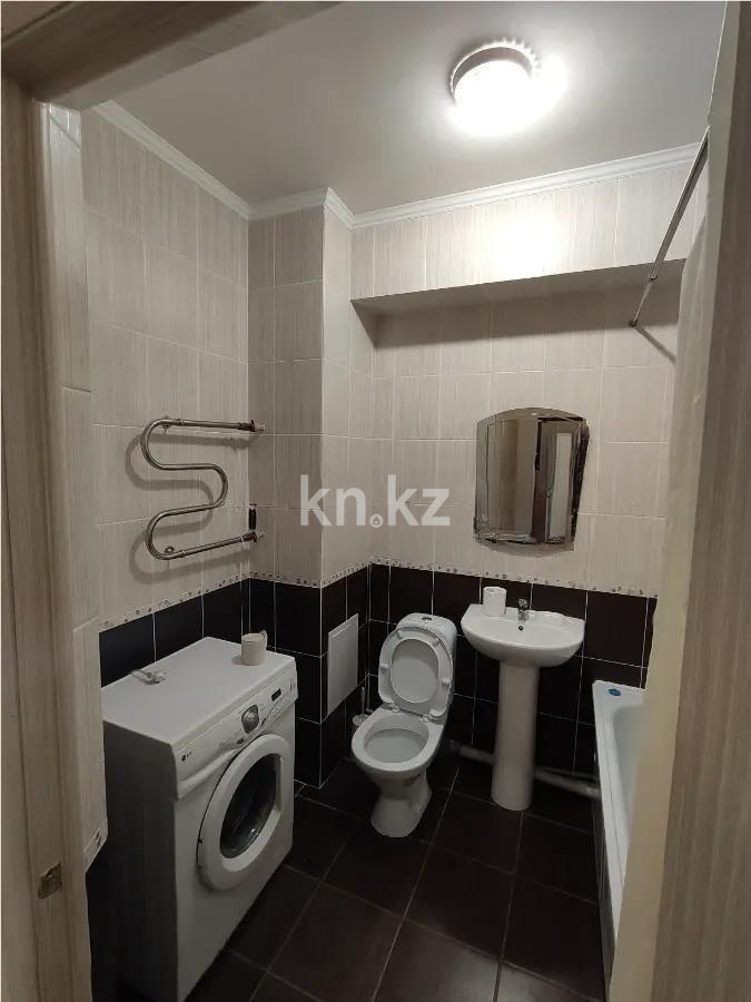 Продажа 1-комнатной квартиры, 45.5 м², пр. Тауелсыздык, дом  21 в Астане - фото 3