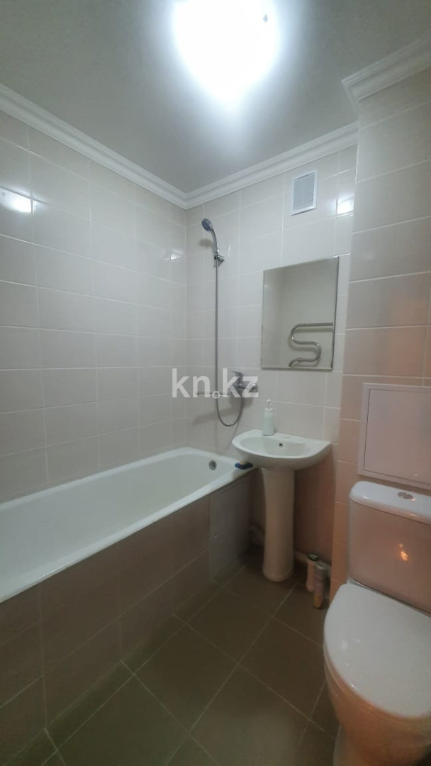 Аренда 1-комнатной квартиры посуточно, 32 м², ул. Казахстан, дом  82/1 - Аренда квартир посуточно в Усть-Каменогорске фото 5 из 7