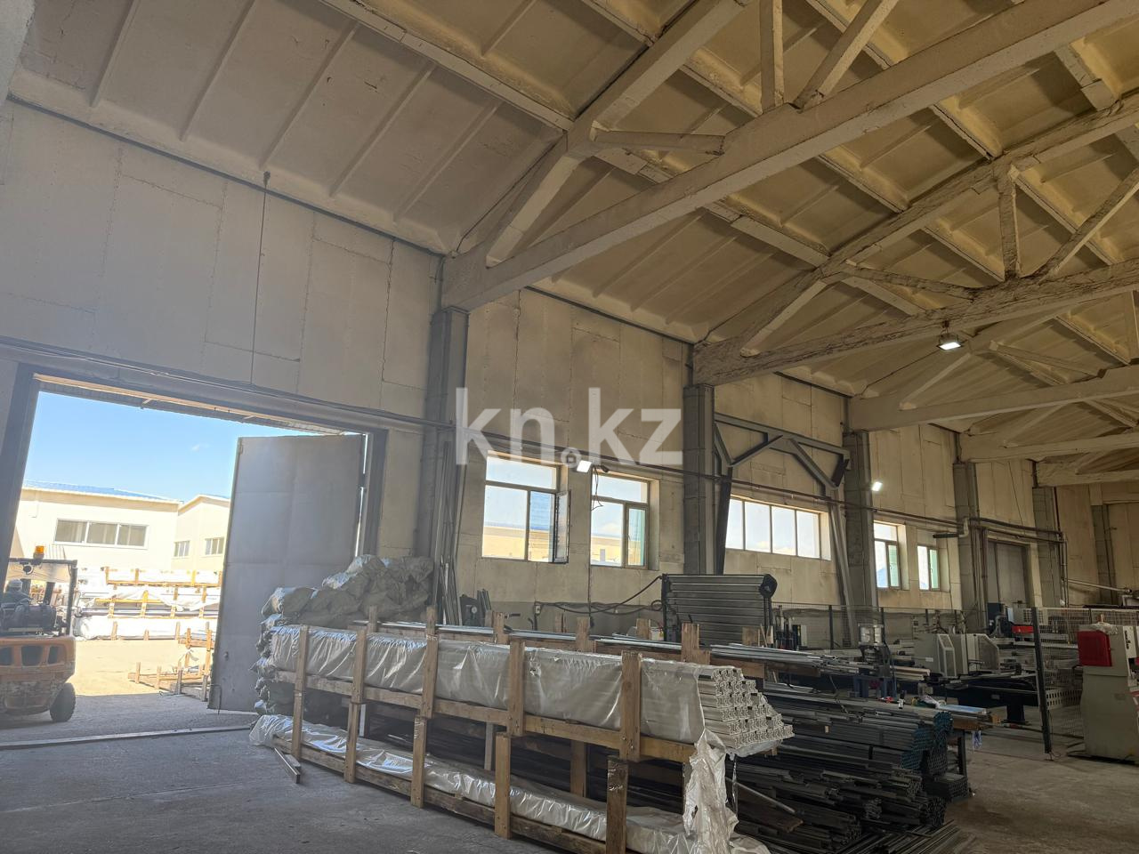 Аренда базы, 216 м² - Аренда баз, складов и промышленной недвижимости в Астане в р-не Байконур фото 10 из 14
