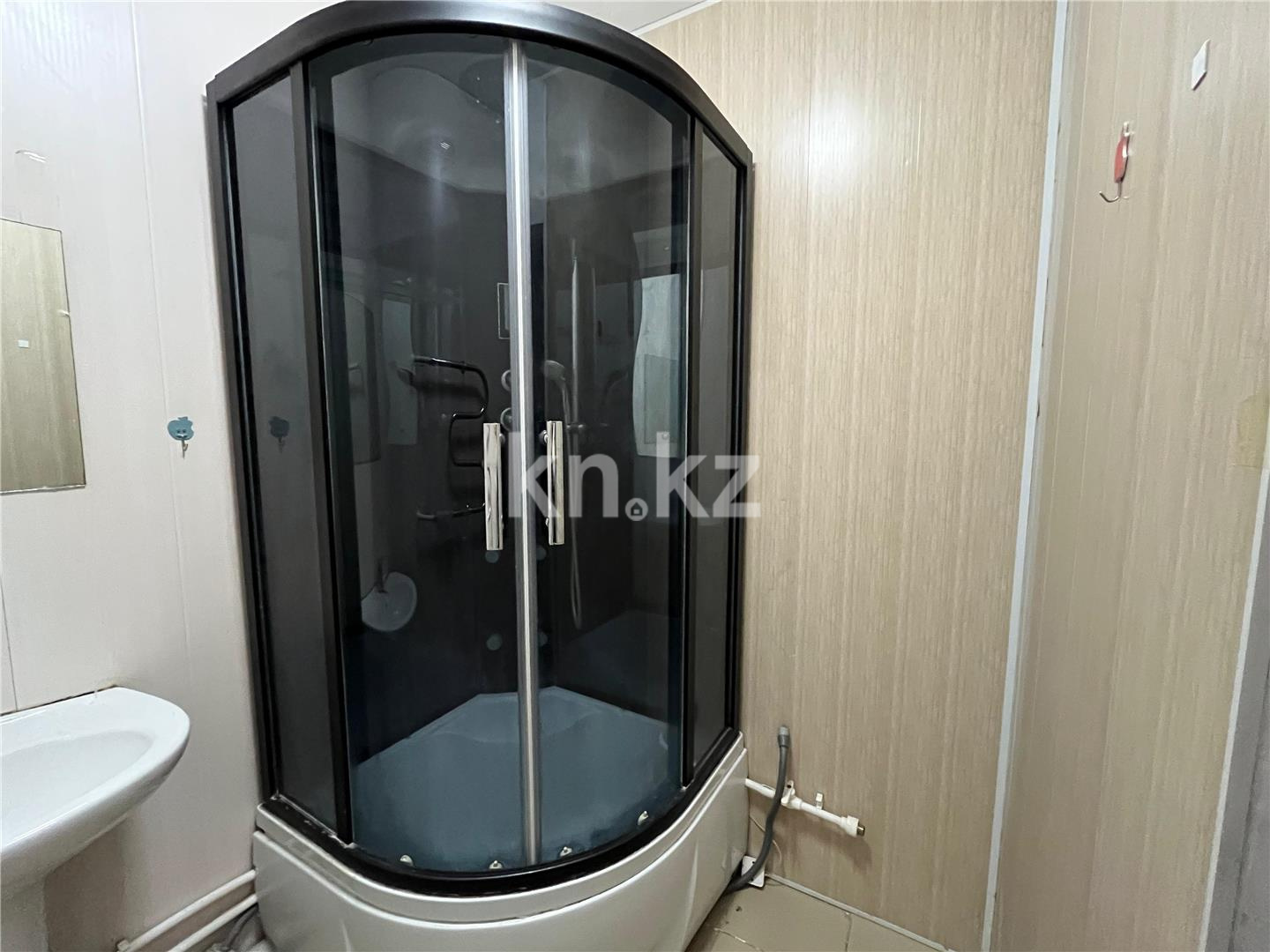 Продажа 4-комнатной квартиры, 75 м², мкр-н 14 - Продажа  четырехкомнатных квартир в Караганде фото 16 из 21