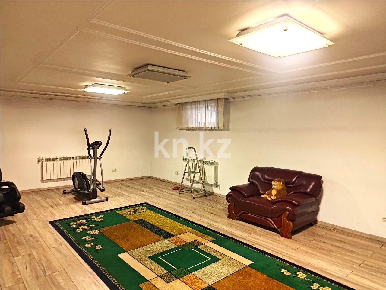 Продажа 8-комнатного дома, 433 м² - Продажа пятикомнатных и более домов, коттеджей в Караганде фото 17 из 48