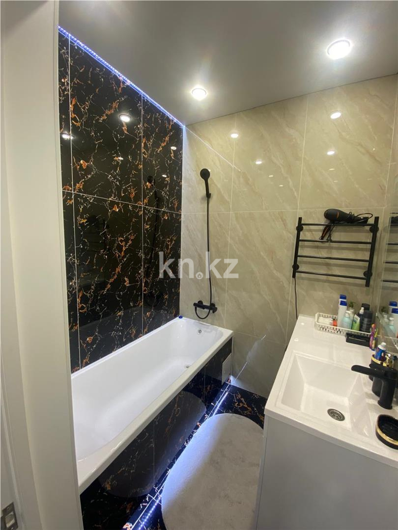 Продажа 3-комнатной квартиры, 87 м², мкр-н Голубые Пруды - Продажа квартир в Караганде фото 7 из 10