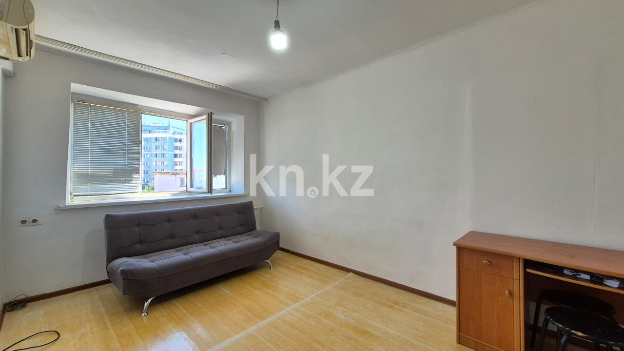 Продажа 2-комнатной квартиры, 43 м², ул. Абая, дом  13 - Продажа и аренда недвижимости в Атырау фото 8 из 23