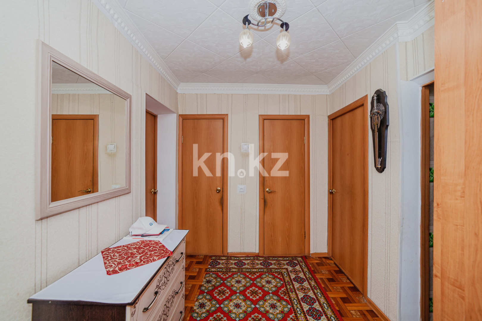 Продажа 3-комнатной квартиры, 58.4 м², ул. Карасай батыра, дом  25/1 - Продажа квартир в Казахстане фото 1 из 9