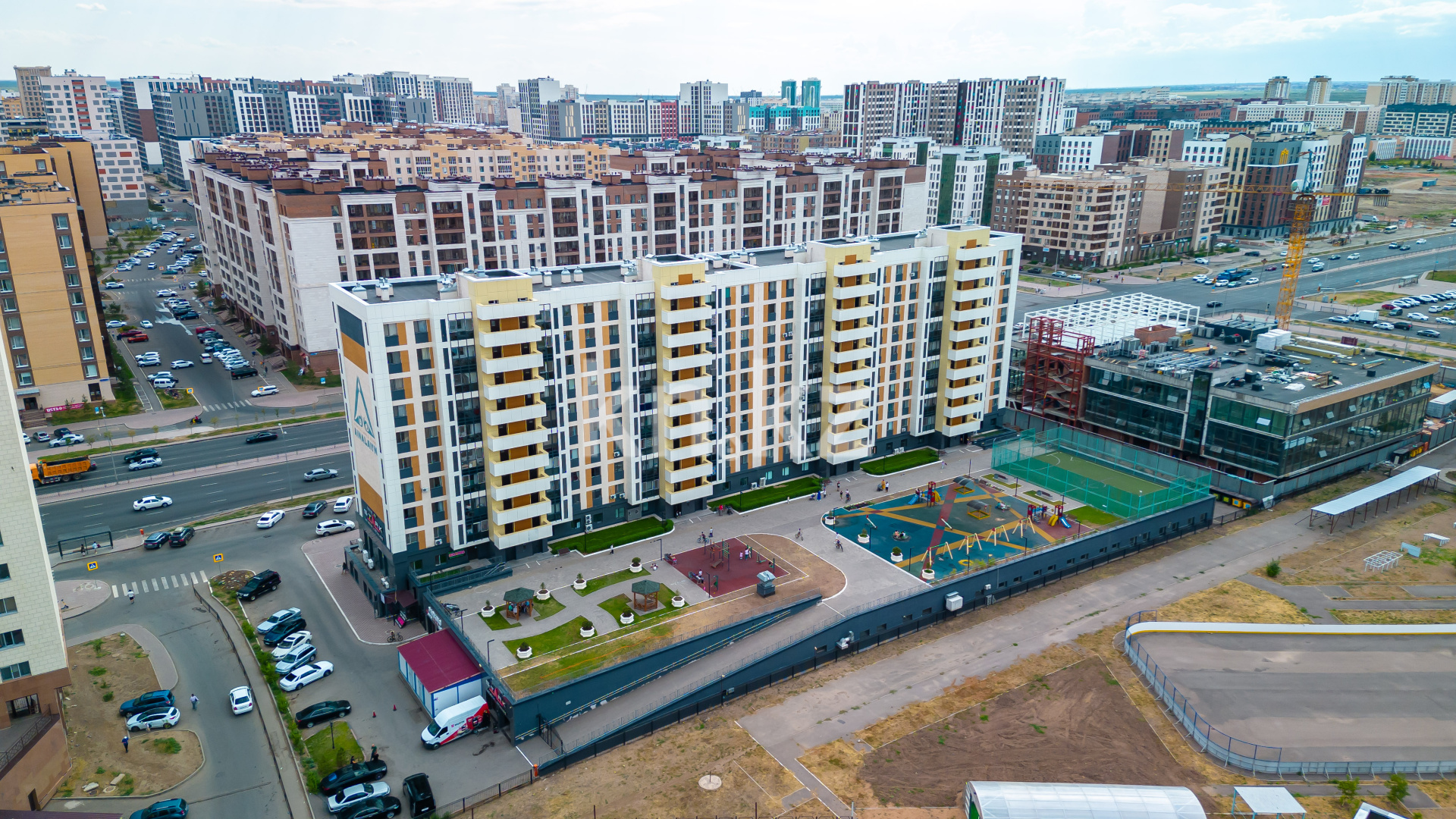 Продажа 2-комнатной квартиры, 63 м², ул. Мухамедханова, дом  19 в Астане - фото 10
