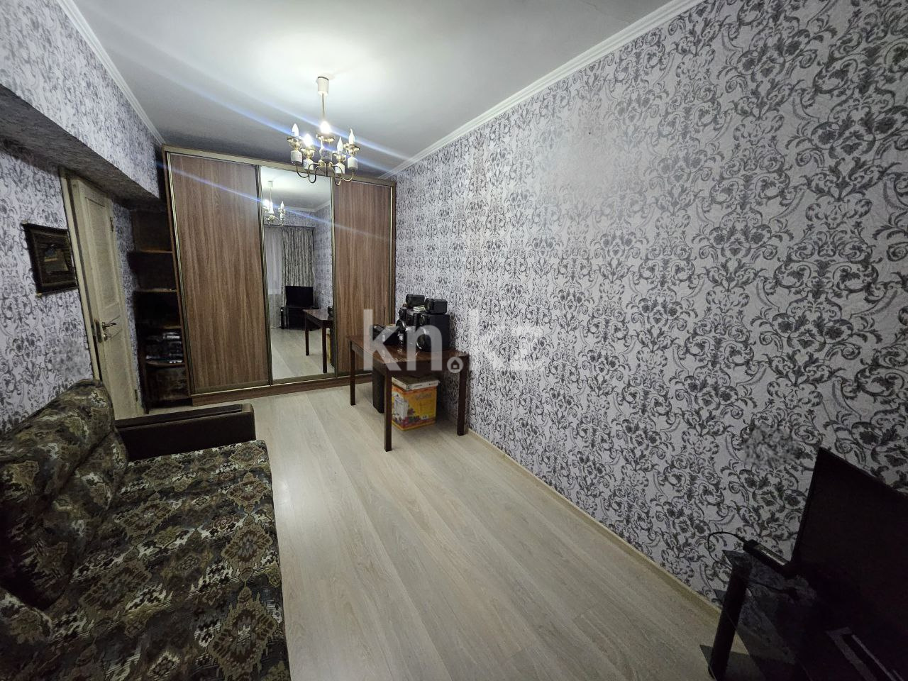 Продажа 2-комнатной квартиры, 46.5 м², пр. Абая, дом  127 - ул. Жарокова в Алматы - фото 3