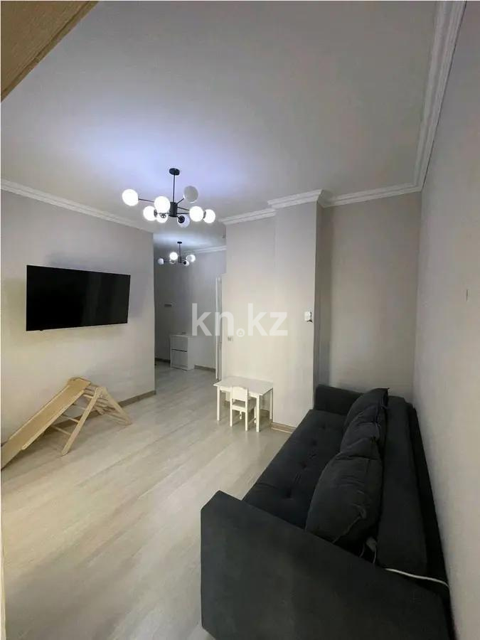 Продажа 2-комнатной квартиры, 53 м², пр. Кошкарбаева, дом  32/1 - Продажа  двухкомнатных квартир в Астане без посредников с фото фото 1 из 8