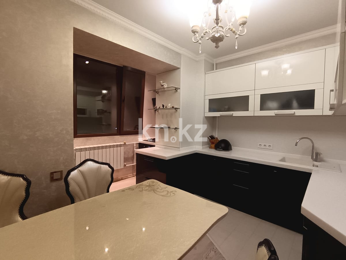 Аренда 2-комнатной квартиры, 55 м², мкр. Самал-1 - Аренда квартир помесячно в Алматы фото 13 из 21