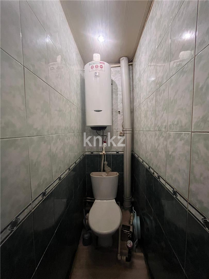 Продажа 4-комнатной квартиры, 61 м², 11а мкр. - Продажа квартир в Казахстане фото 8 из 12