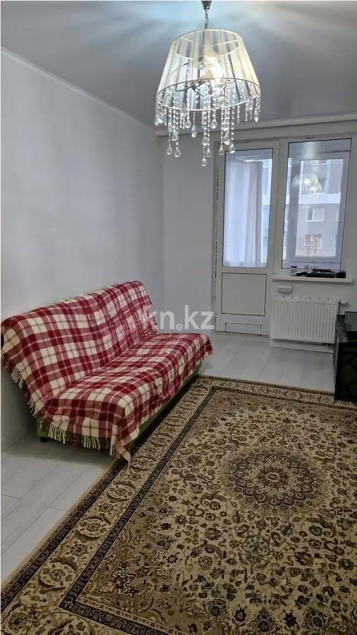Продажа 1-комнатной квартиры, 35 м², пр. Мангилик Ел, дом  72 в Астане
