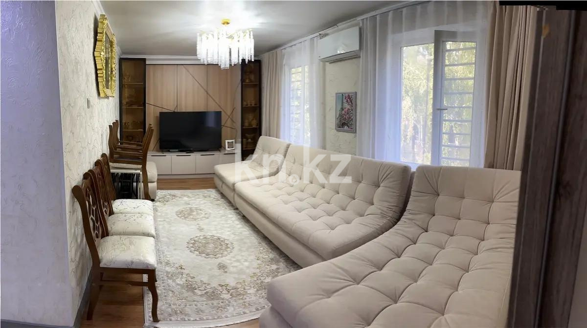 Продажа 3-комнатной квартиры, 57.8 м², мкр-н 8, дом  72А - Продажа  трехкомнатных квартир в Алматы фото 1 из 7