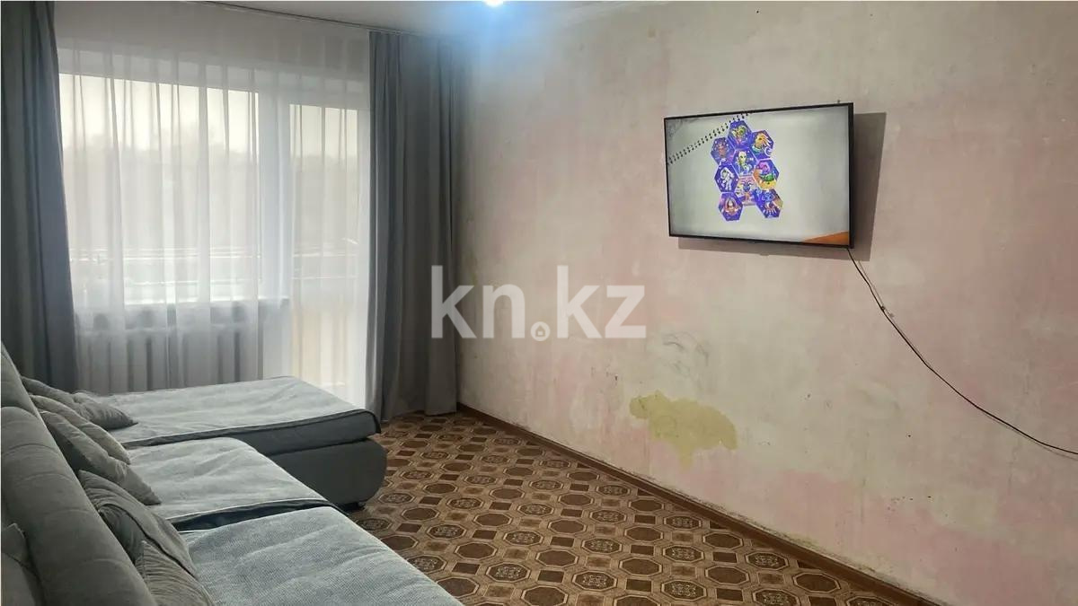 Продажа 2-комнатной квартиры, 44 м², 17 мкр., дом  50 - Продажа квартир в Караганде с фото фото 1 из 6