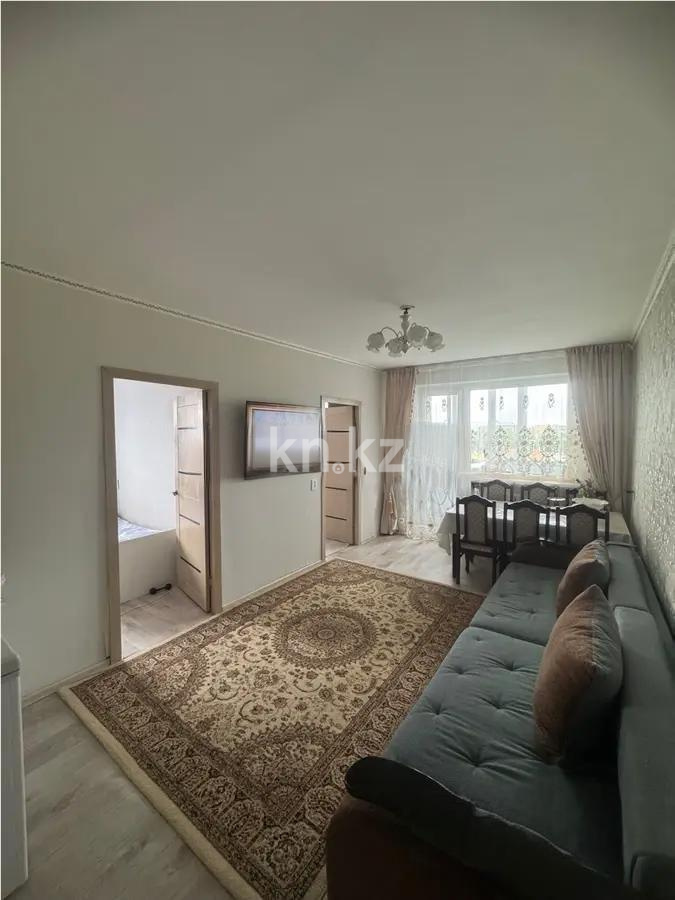 Продажа 4-комнатной квартиры, 62 м², мкр-н 11а, дом  8 - Продажа квартир без посредников в Караганде фото 1 из 7