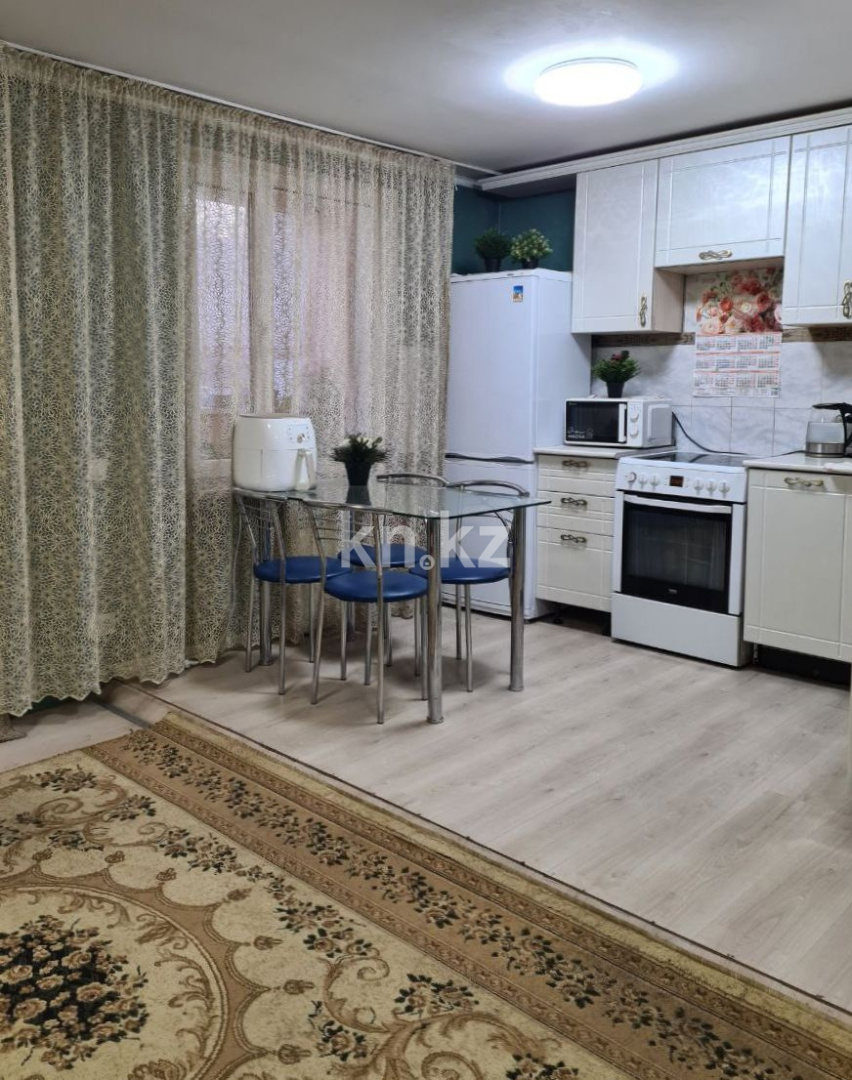 Продажа 3-комнатной квартиры, 63 м², ул. Бажова, дом  339/2 - Продажа и аренда недвижимости в Усть-Каменогорске фото 6 из 25