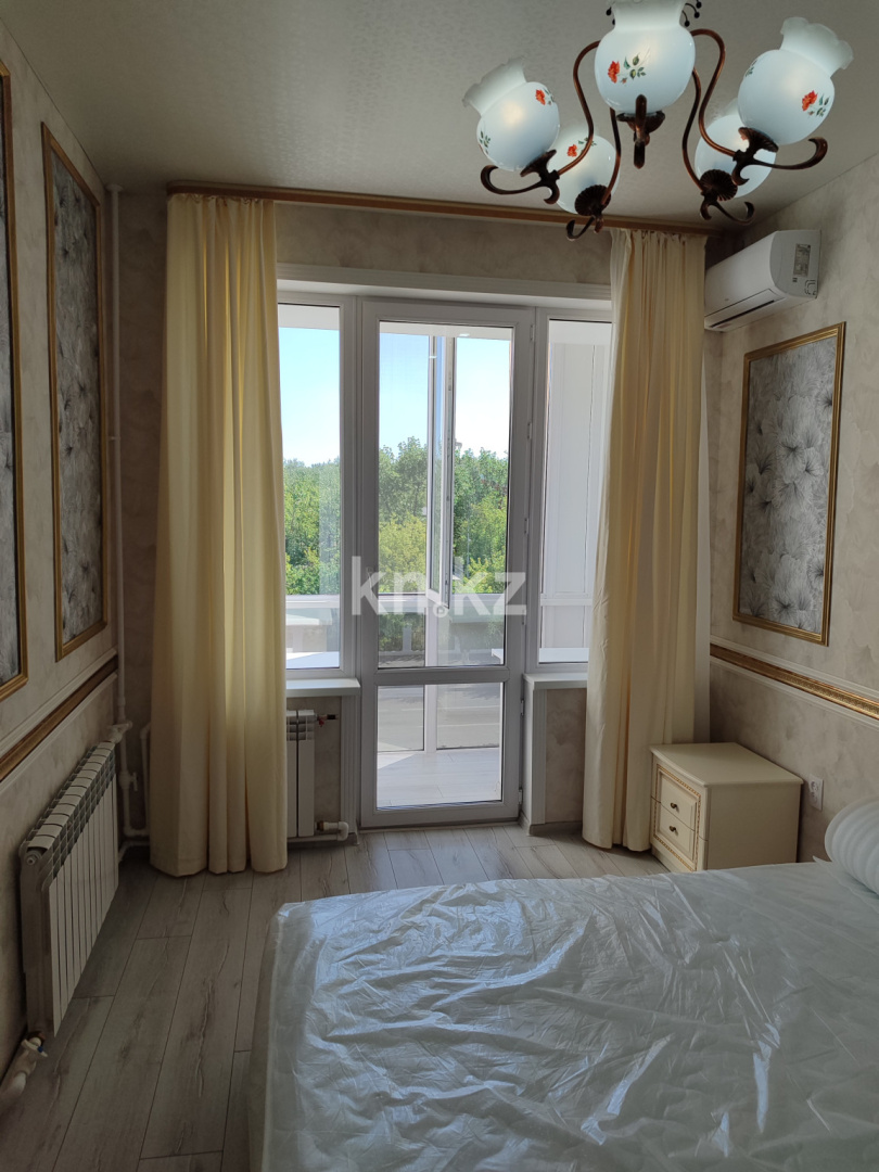 Аренда 3-комнатной квартиры, 76 м², пр. Республики, дом  10 - Аренда жилой и коммерческой недвижимости в Темиртау фото 8 из 19