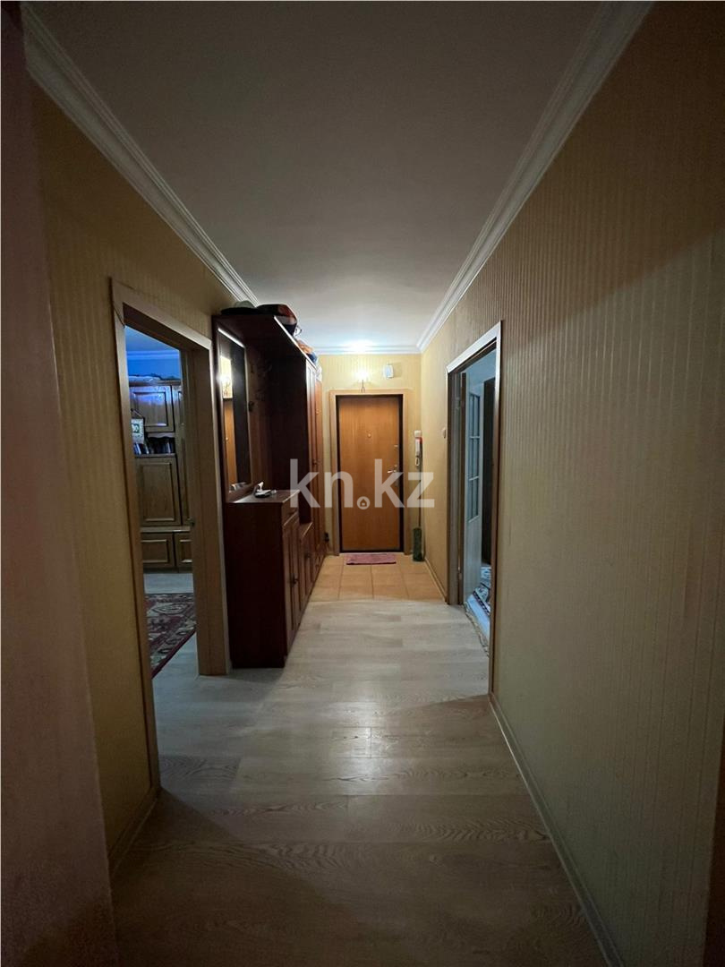 Продажа 3-комнатной квартиры, 71 м², мкр-н Степной-1 в Караганде - фото 3