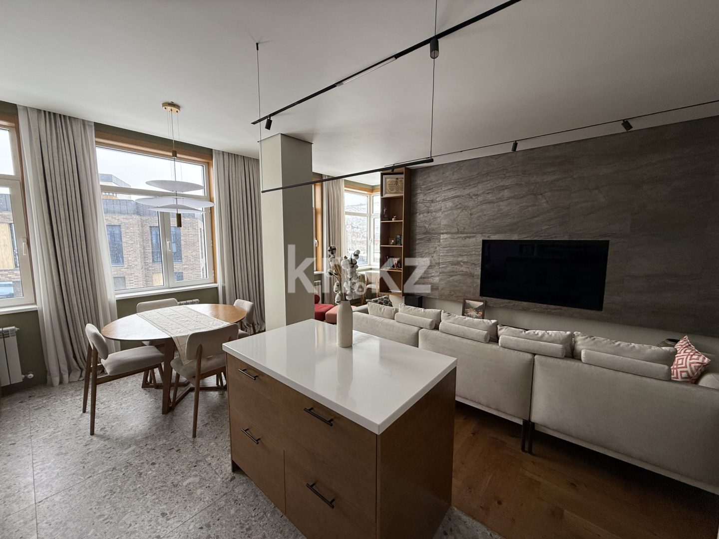 Аренда 3-комнатной квартиры, 103 м², ул. Талапты, дом  34/3к2 - Аренда  трехкомнатных квартир помесячно в Алматы без посредников фото 2 из 21