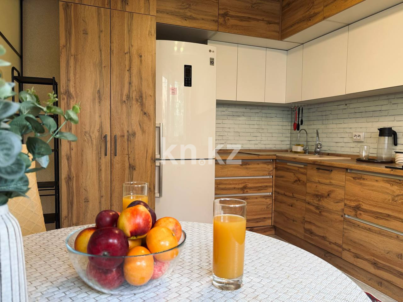 Аренда 3-комнатной квартиры, 120 м² - Аренда недвижимости в Алматы фото 1 из 34