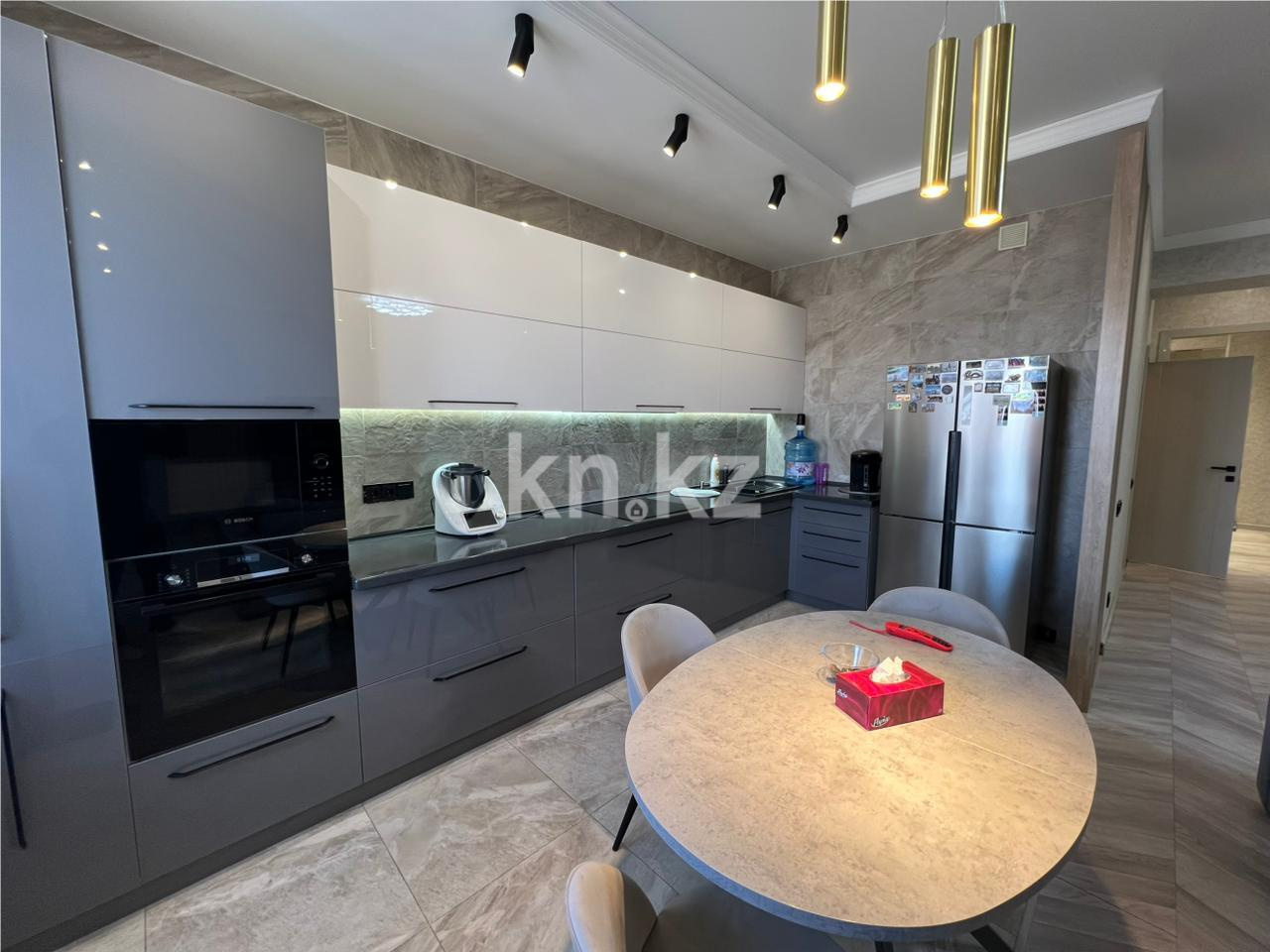 Продажа 3-комнатной квартиры, 131 м² - Продажа квартир в кирпичном доме в Казахстане - страница 5 фото 12 из 22