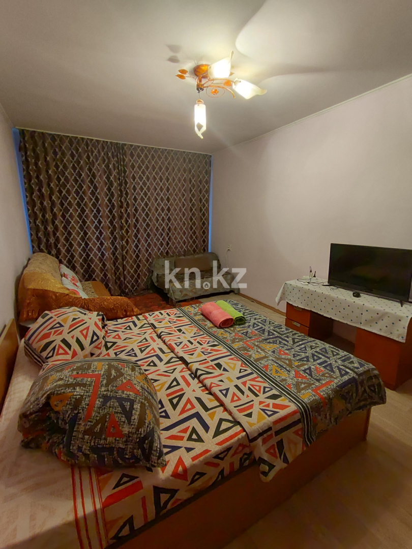 Аренда 1-комнатной квартиры посуточно, 32 м², Орбита-3 мкр-н, дом  22 - Саина/Торайгырова - Аренда квартиры посуточно в Алматы фото 1 из 3