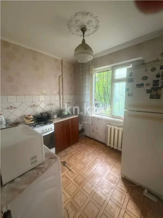 Продажа 3-комнатной квартиры, 58 м², мкр-н 2, дом  2 в Алматы - фото 4