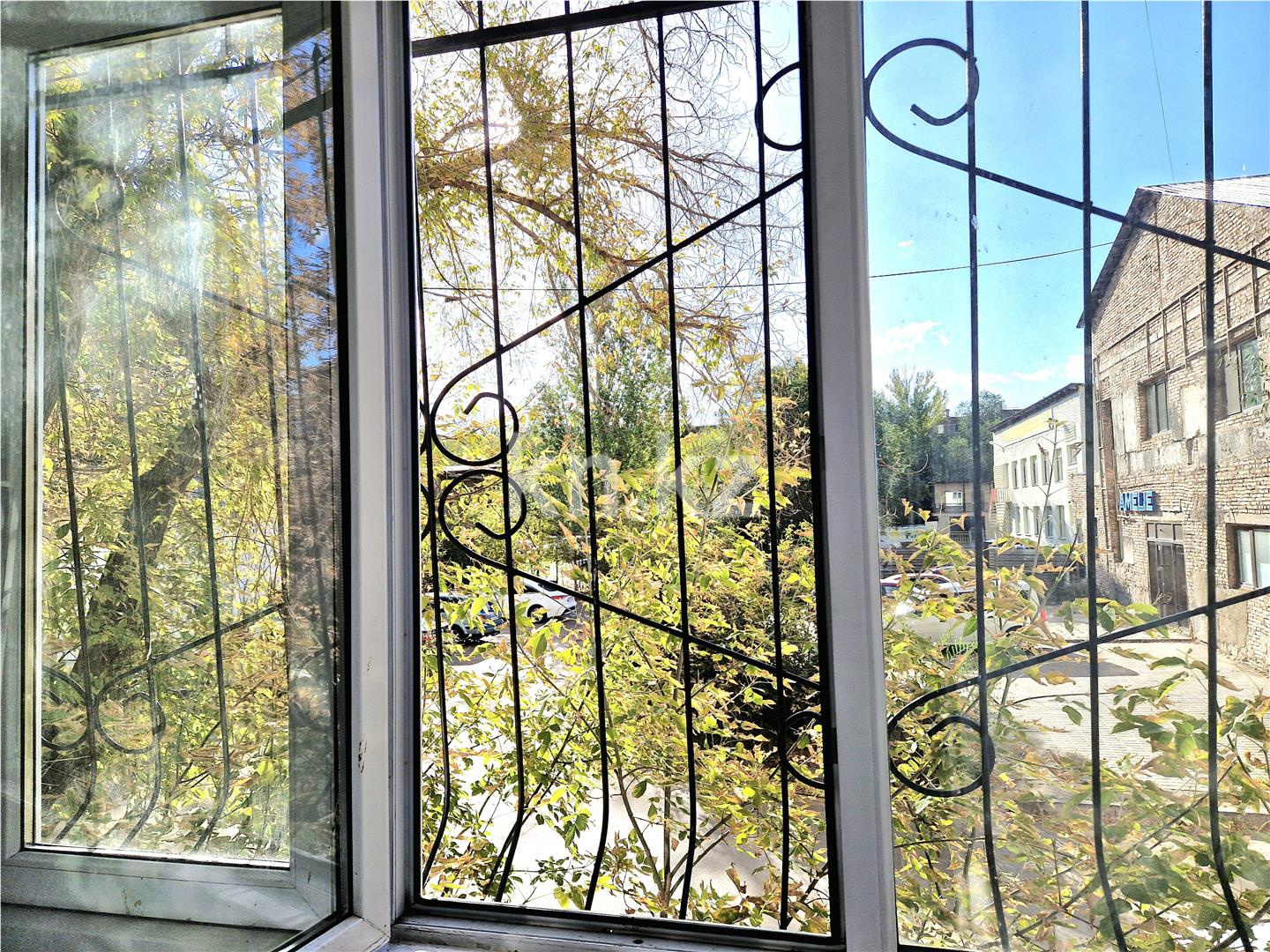 Продажа 1-комнатной квартиры, 36 м², ул. Сатыбалдина - Продажа  однокомнатных квартир в Караганде фото 13 из 14