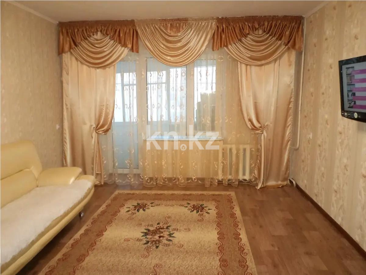 Продажа 3-комнатной квартиры, 63 м², пр. Абылай хана, дом  11 - Продажа  трехкомнатных квартир в Астане без посредников фото 1 из 5