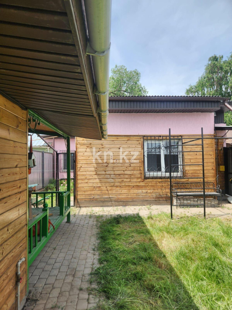 Продажа 3-комнатного дома, 72 м², ул. Багратиона, дом  23/4 - Продажа квартир в Алматы фото 1 из 10