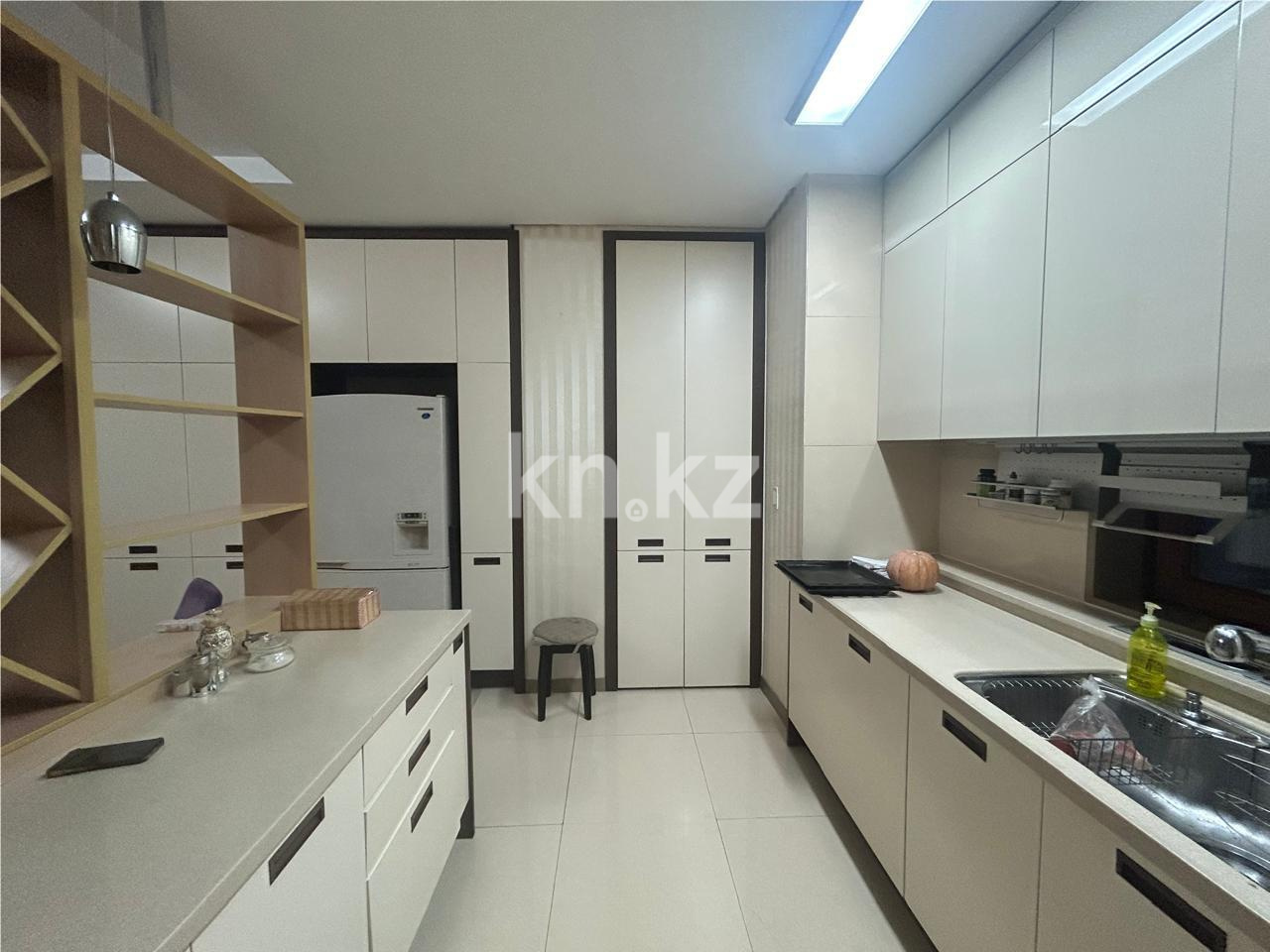 Продажа 3-комнатной квартиры, 107 м², ул. Байтурсынова - Продажа  трехкомнатных квартир в новостройках Астаны фото 15 из 19