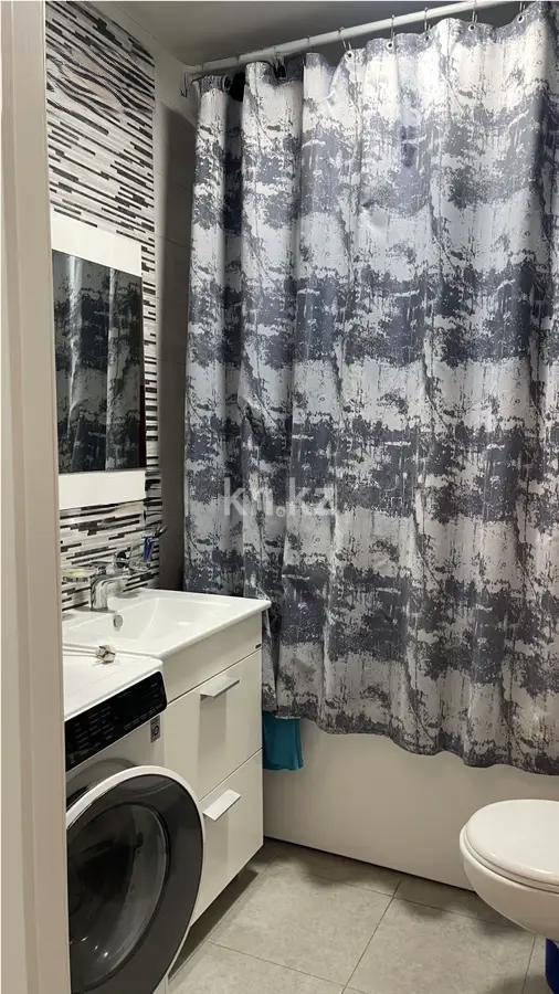 Продажа 2-комнатной квартиры, 70 м², мкр-н Акбулак, дом  9 в Алматы - фото 4