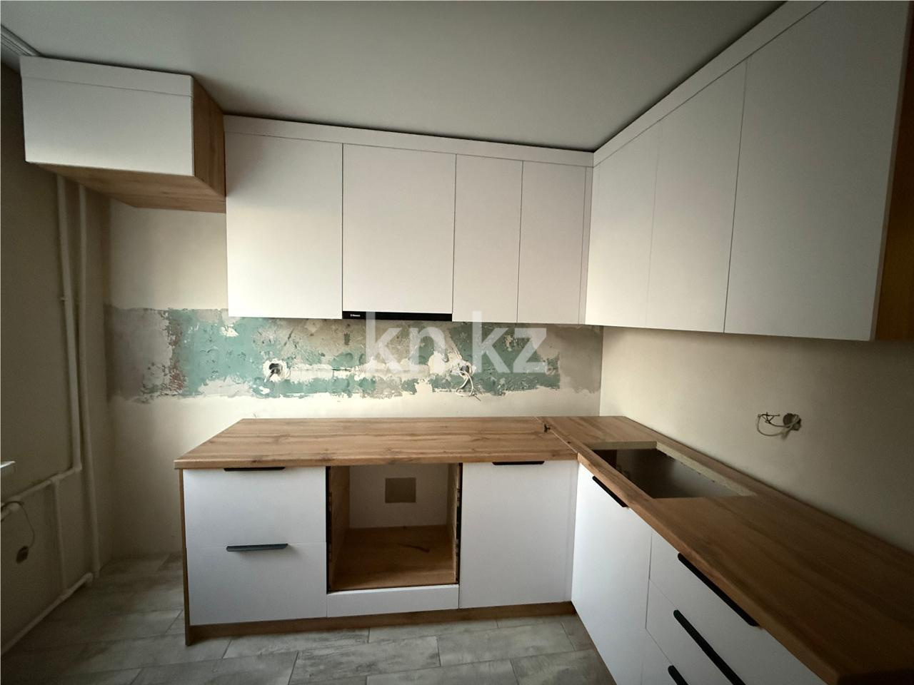 Продажа 3-комнатной квартиры, 63 м² - Продажа трехкомнатных квартир в панельном доме в Караганде - страница 18 фото 1 из 23