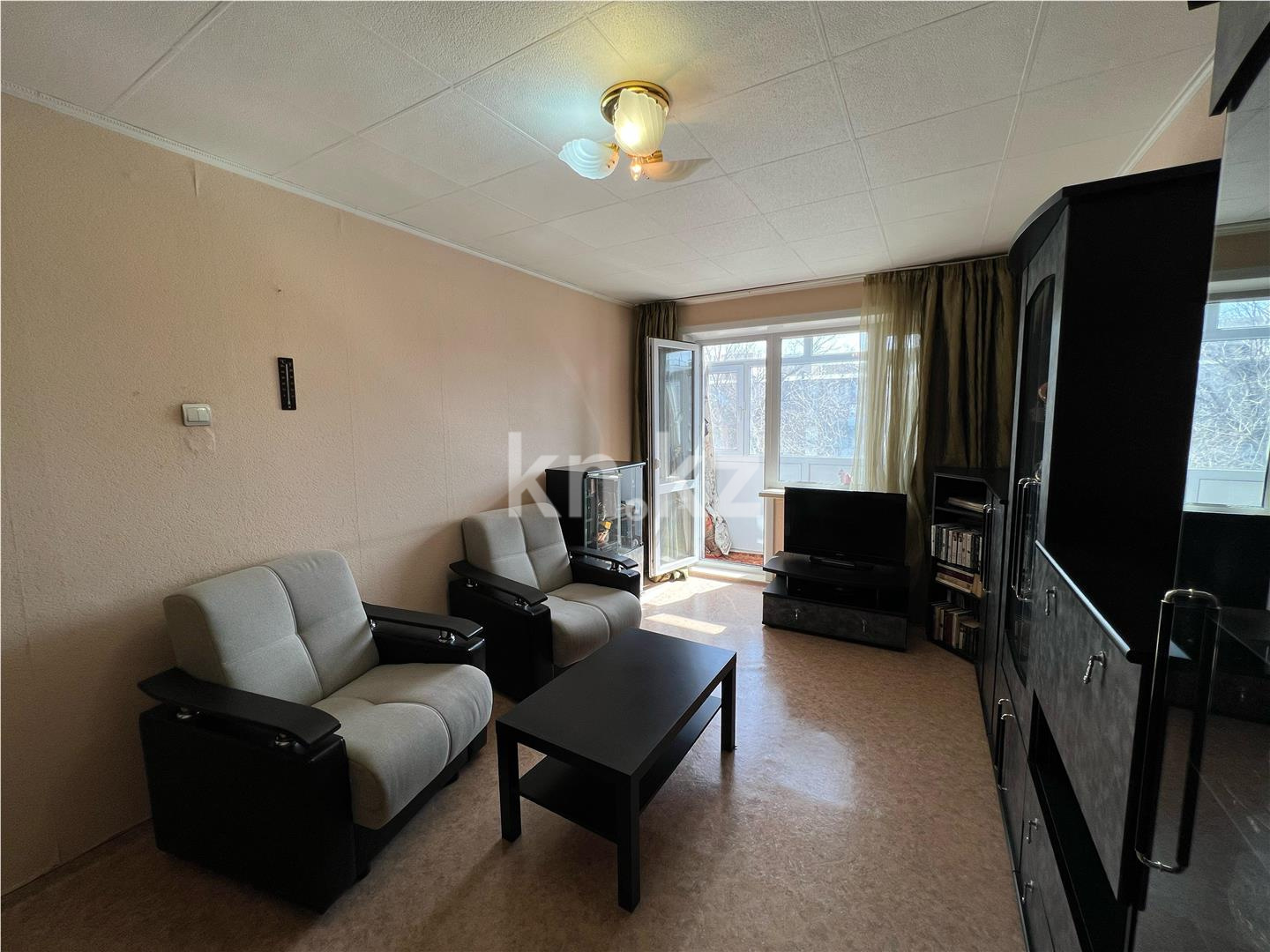 Продажа 2-комнатной квартиры, 48 м², ул. Язева - Продажа  двухкомнатных квартир в Караганде фото 2 из 10