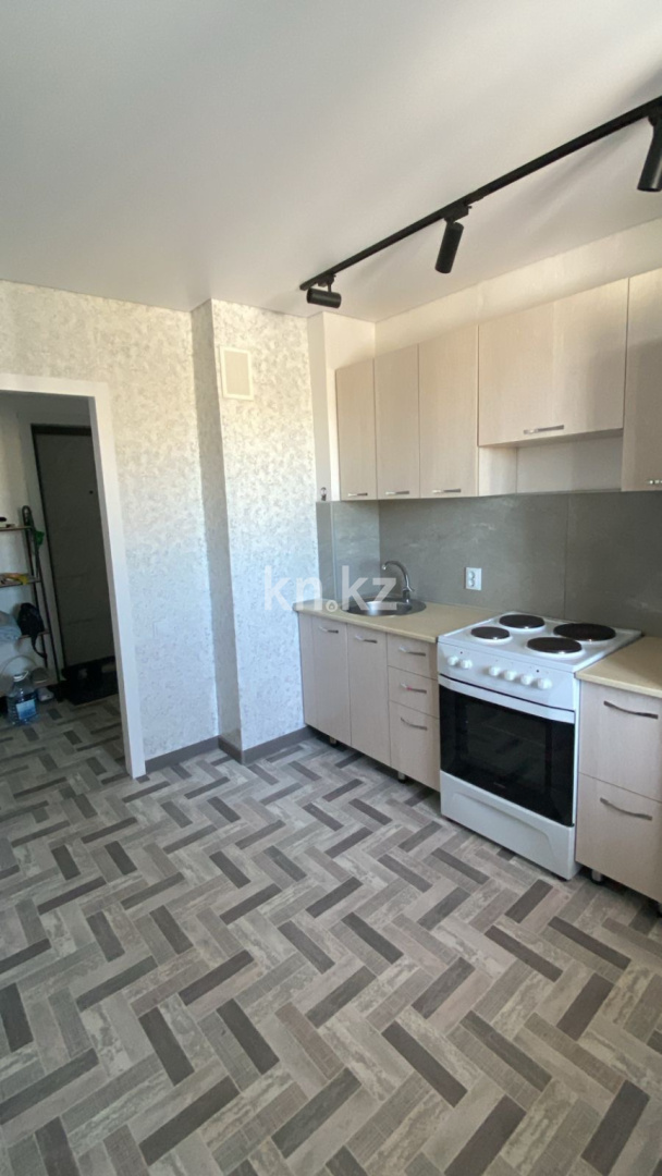 Продажа 2-комнатной квартиры, 40.3 м² - Продажа квартир от собственников в Караганде - страница 10 фото 2 из 13