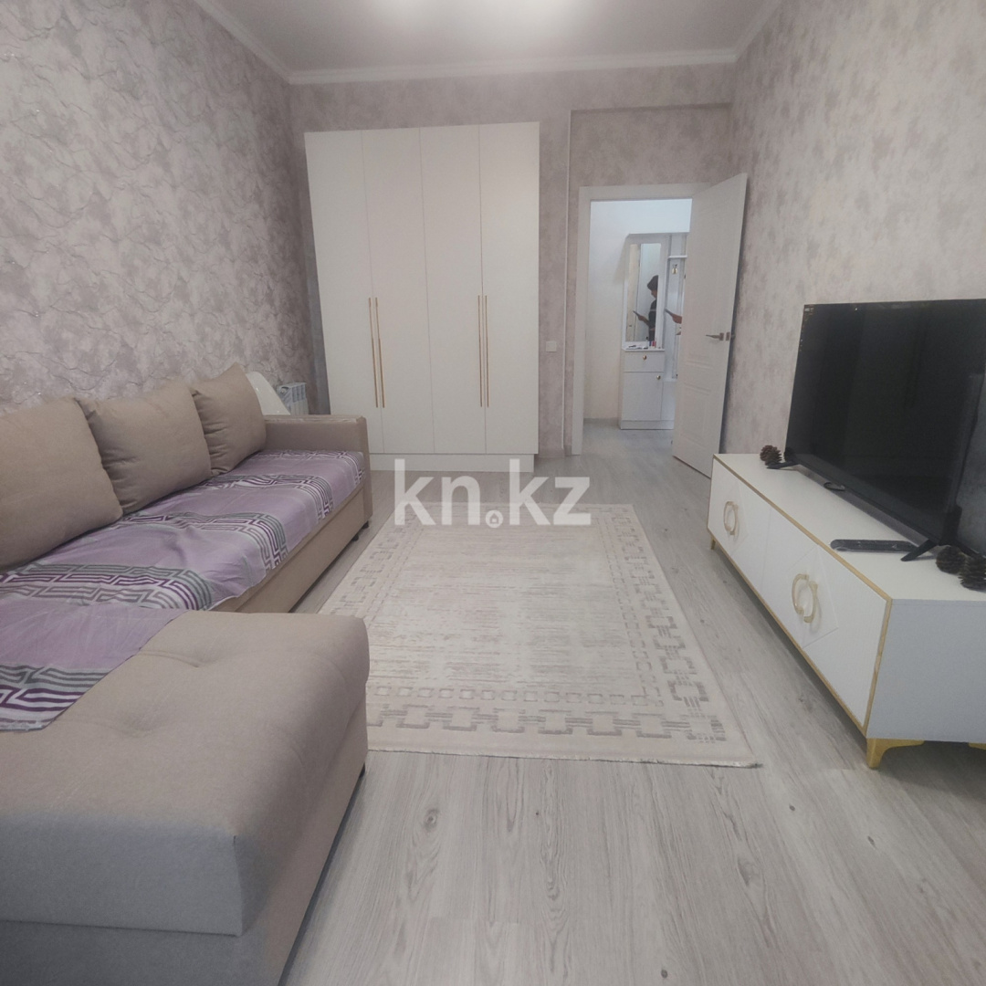 Аренда 1-комнатной квартиры, 43 м², Владимира Радостовца - Аренда квартир помесячно в Алматы фото 1 из 14