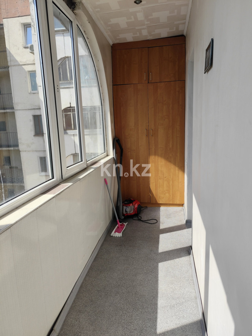 Аренда 1-комнатной квартиры, 50 м², мкр-н Самал-1, дом  31 - ул. Жолдасбекова - Аренда квартир помесячно в Алматы без посредников фото 15 из 18