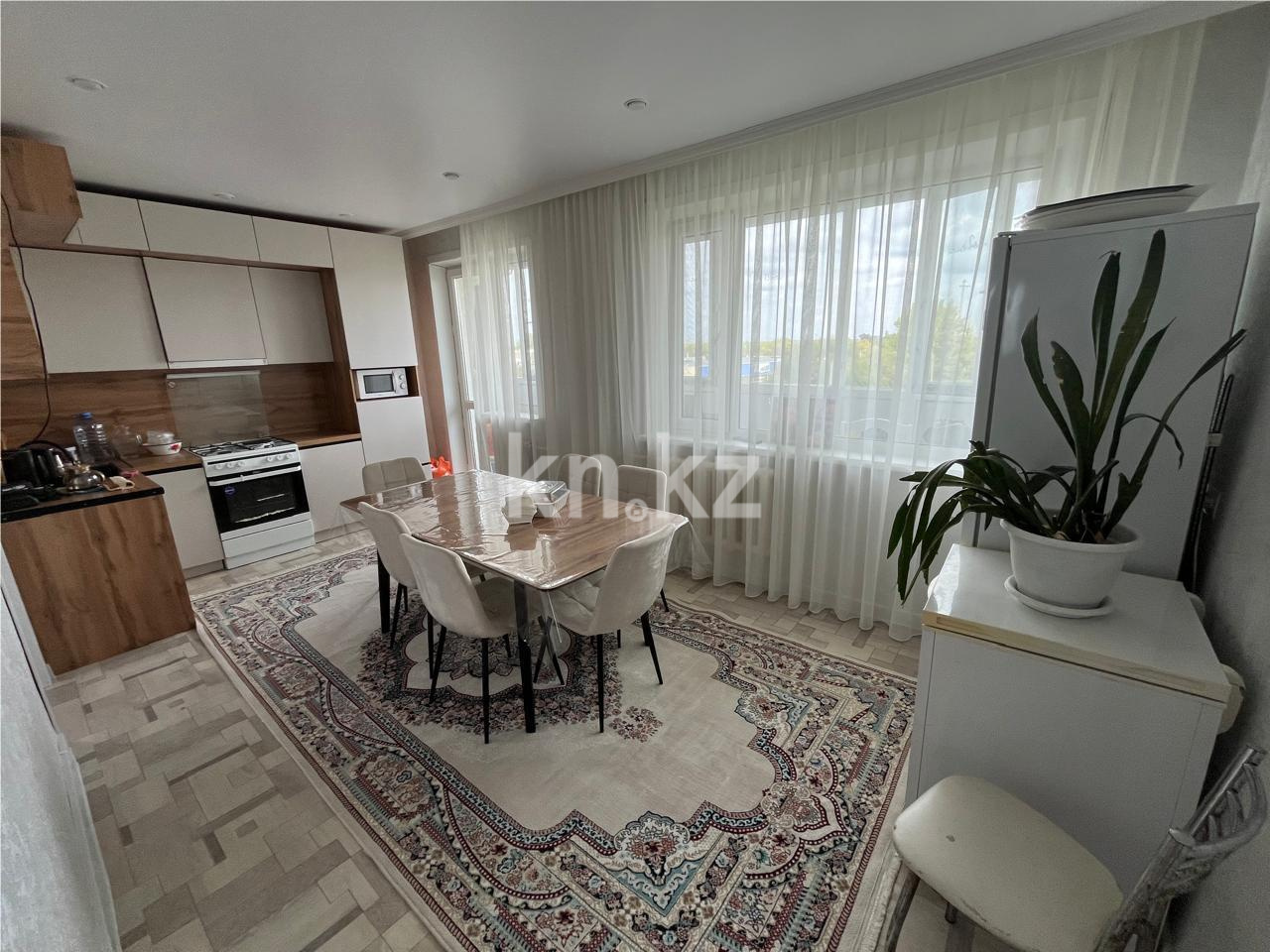 Продажа 4-комнатной квартиры, 74 м², мкр-н Восток-1 - Продажа квартир в Караганде фото 7 из 10