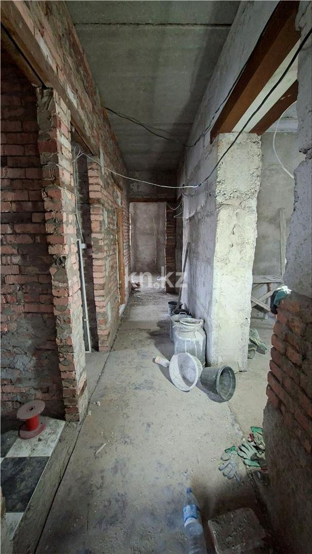 Продажа 4-комнатного дома, 232 м² - Аренда квартир помесячно в Актобе фото 9 из 20