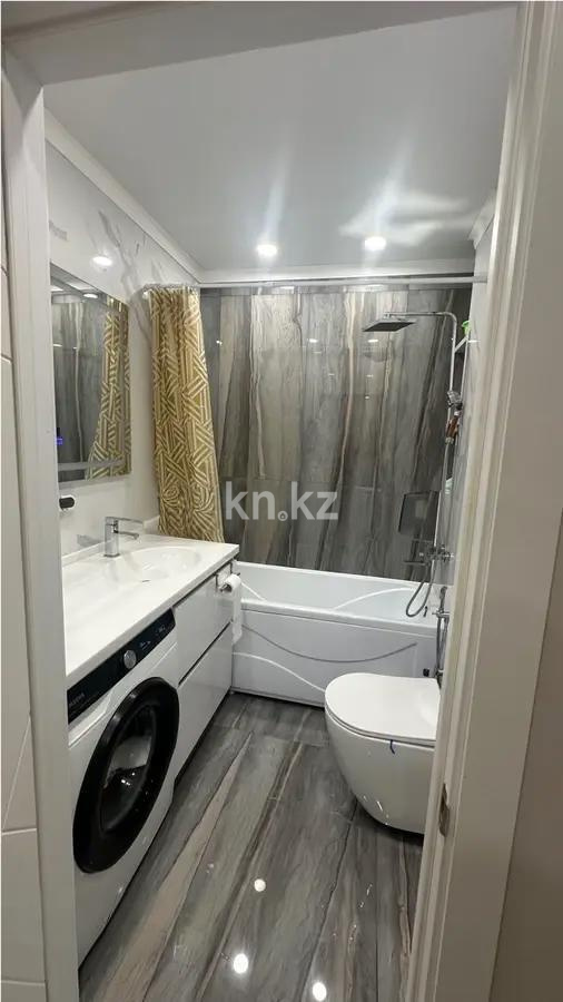 Продажа 3-комнатной квартиры, 70 м², ул. Толе би, дом  285/8 - Продажа  трехкомнатных квартир в новостройках Алматы фото 1 из 2
