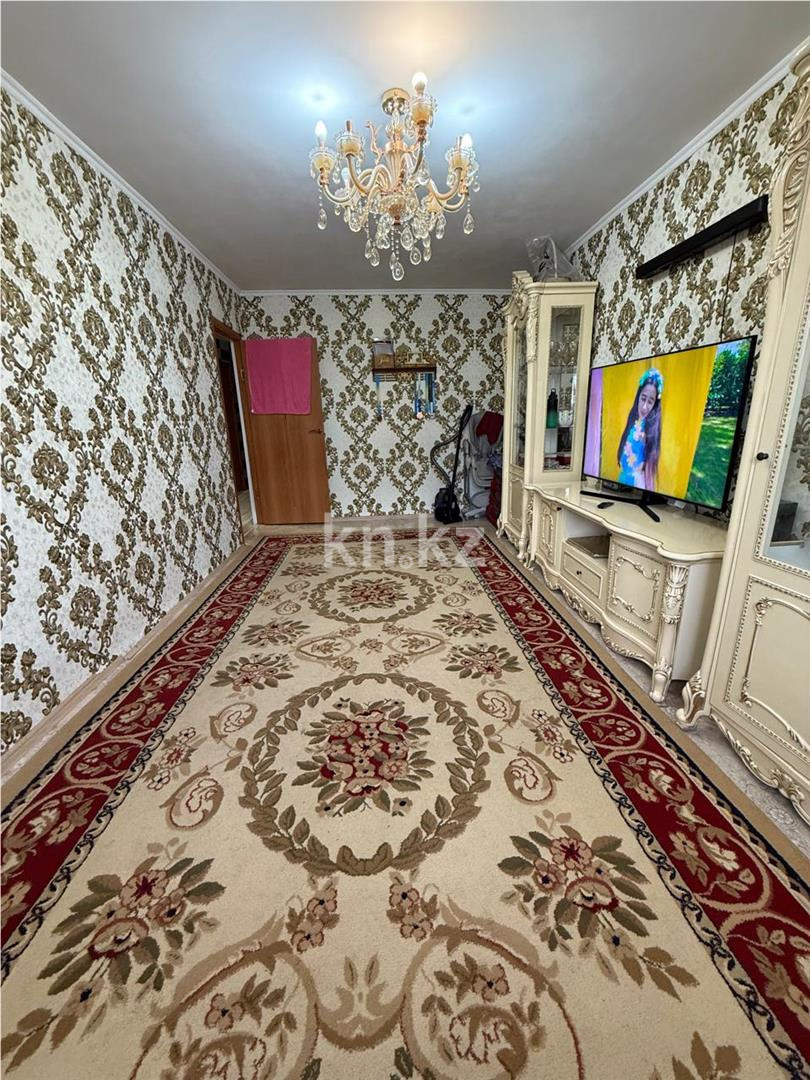 Продажа 3-комнатной квартиры, 62 м², мкр-н 16 - Продажа  трехкомнатных квартир в Караганде фото 1 из 8