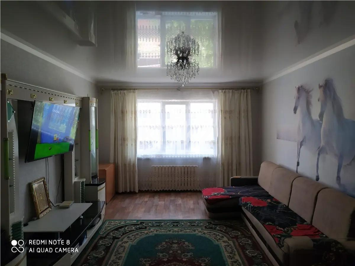 Продажа 3-комнатной квартиры, 130 м², ул. Жуалы, дом  13 - Продажа квартир в Алматы фото 1 из 6