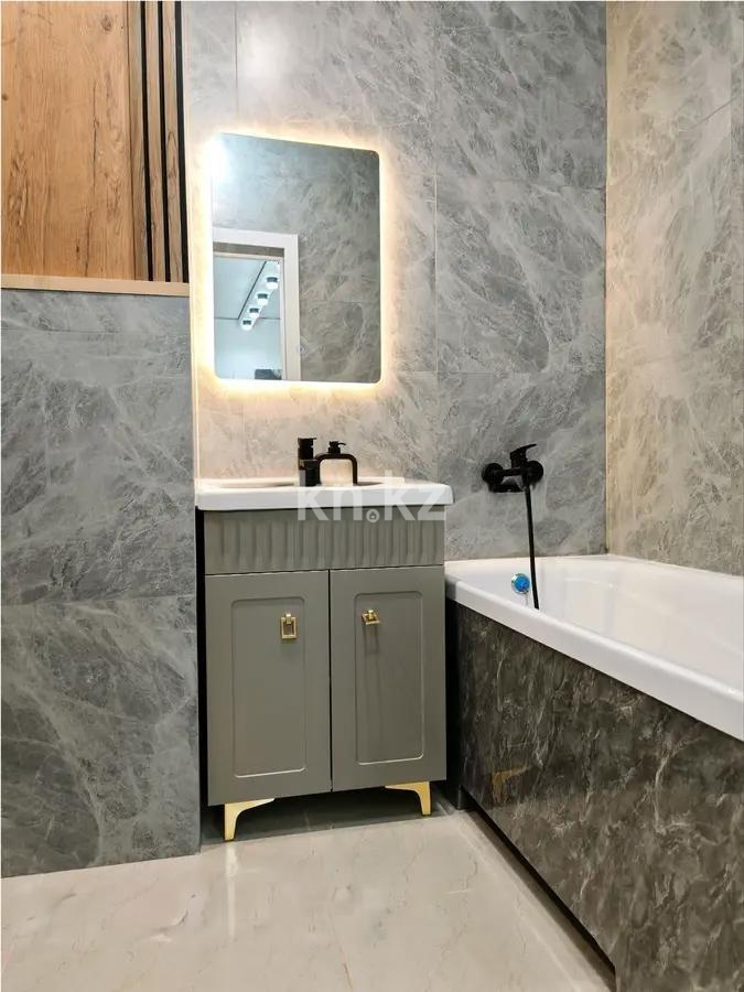 Продажа 2-комнатной квартиры, 56 м², ул. Райымбек батыра, дом  272 в Алматы - фото 4