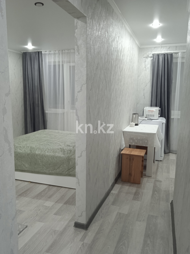 Аренда 1-комнатной квартиры посуточно, 36 м², пр. Республики, дом  69 - Аренда жилой и коммерческой недвижимости в Темиртау фото 2 из 10